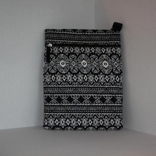 Quilted Triple-Zipper Cross body Bag - Black/White Print